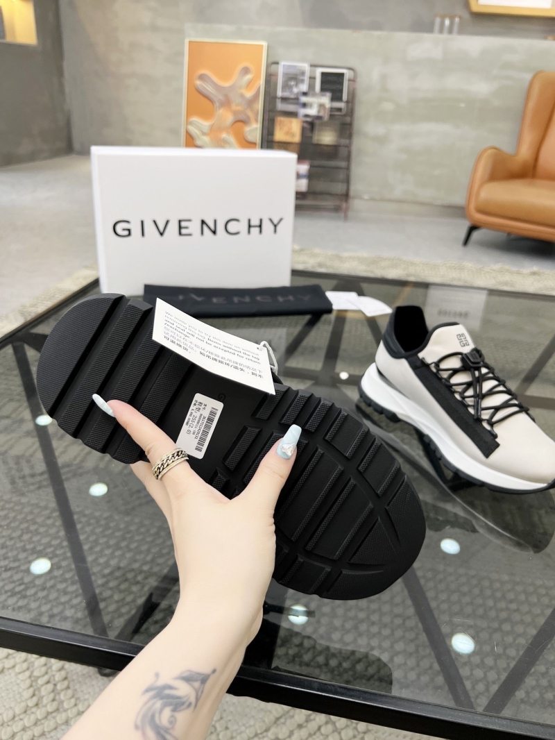 Givenchy Sneakers